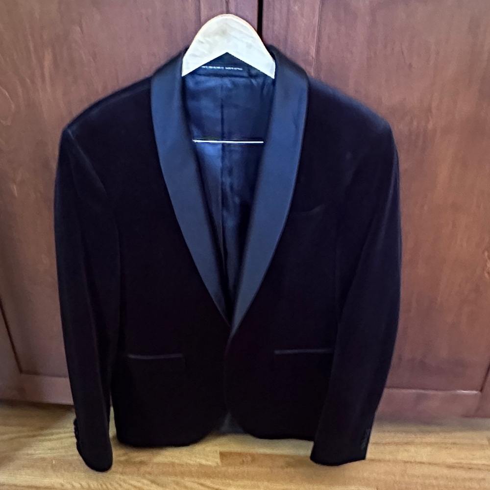 Zara Men's Black Velvet Tuxedo Blazer with Satin Shawl Lapel